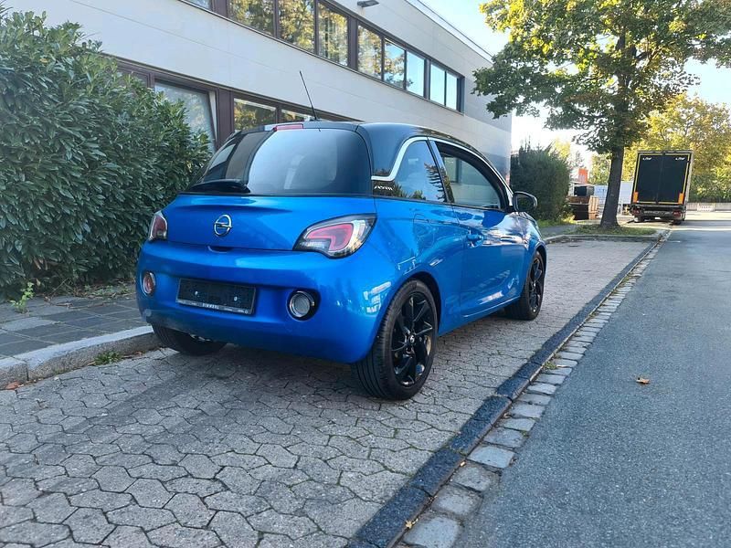 Gebraucht Opel Adam 70 PS (51 kW) 2015 Kleinwagen