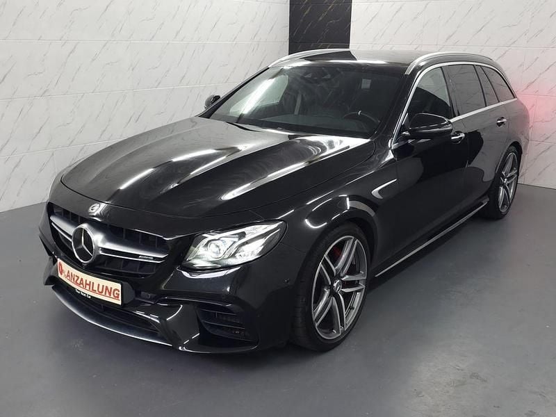 Schwarz Gebraucht 2018 Mercedes E63S AMG AMG Limousine | 55.490 € (Superpreis) - Bild 1/4