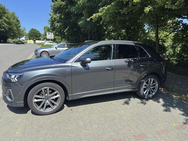 Gebraucht Audi Q3 Sport 220 PS (161 kW) 2019 SUV