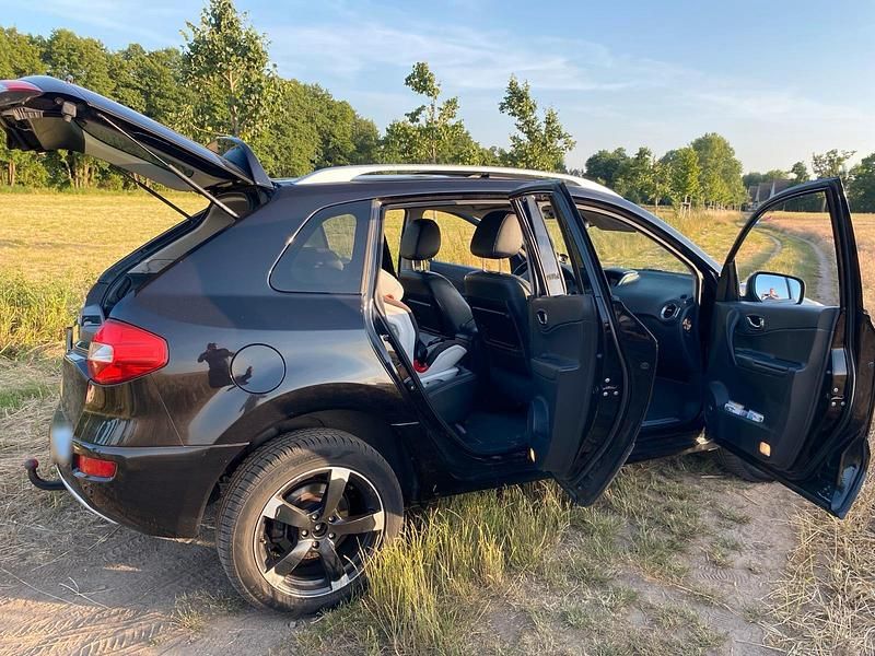 Gebraucht Renault Koleos 150 PS (110 kW) 2011 Schwarz SUV