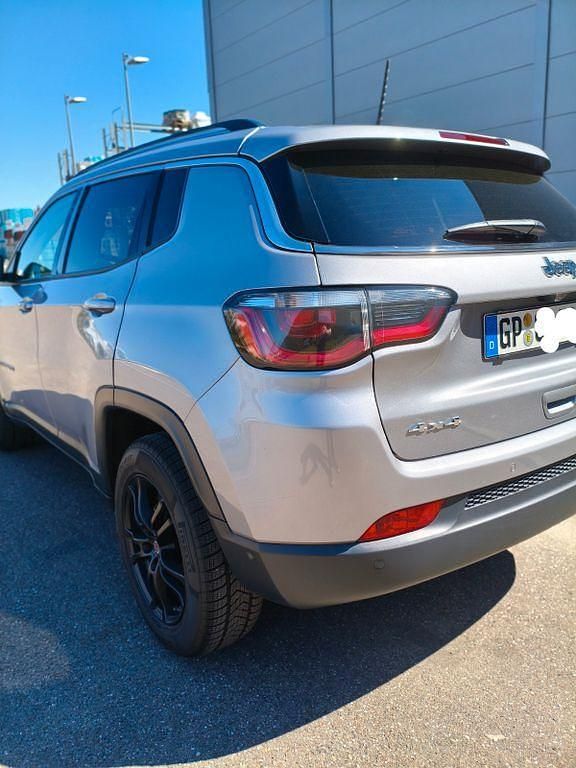 Gebraucht Jeep Compass Limited 170 PS (125 kW) 2018 Grau SUV