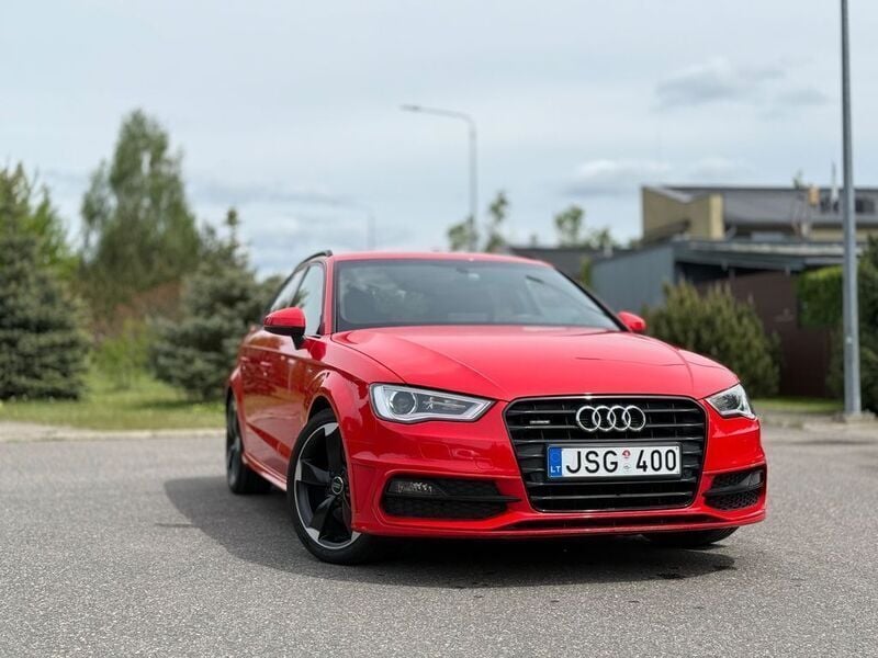 Rot Gebraucht 2015 Audi A3 Sportback Sport Limousine | 14.500 € (Superpreis) - Bild 1/4