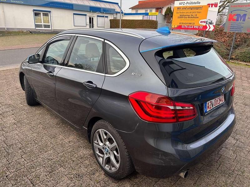 Gebraucht BMW 225 Advantage 224 PS (164 kW) 2017 Mineralgrau metallic Kombi
