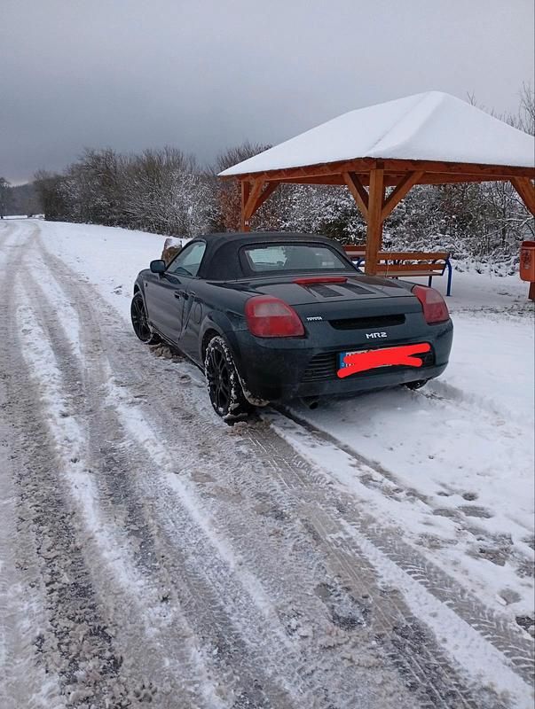 Gebraucht Toyota MR2 140 PS (102 kW) 2000 Schwarz Cabrio