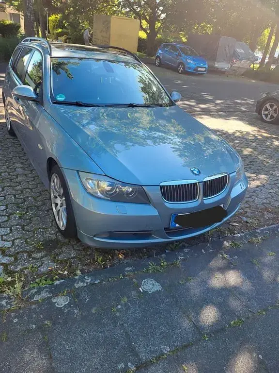 Gebraucht BMW 330 231 PS (169 kW) 2006 Grau Kombi