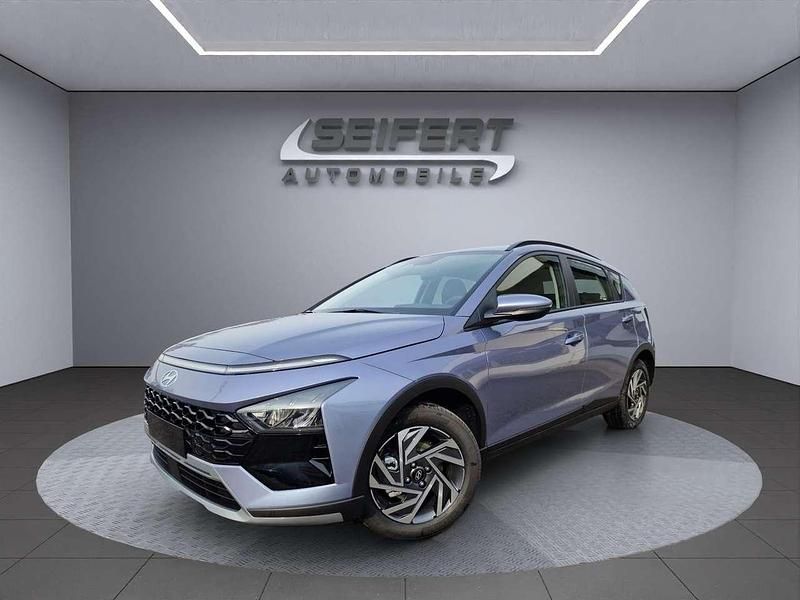 Meta blue / mic Neu 2025 Hyundai Bayon Trend SUV | 22.790 € (Fairer Preis) - Bild 1/4