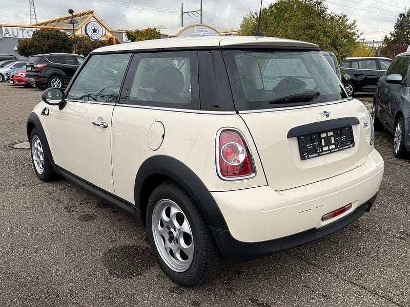Gebraucht Mini ONE 98 PS (72 kW) 2012 Pepper white Kleinwagen