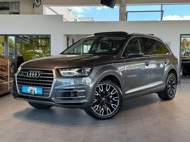Grau Gebraucht 2018 Audi Q7 Sport SUV | 39.995 € (Fairer Preis) - Bild 1/4