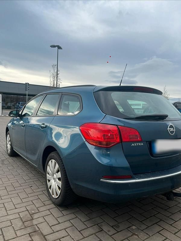 Gebraucht Opel Astra 110 PS (80 kW) 2015 Blau Kombi