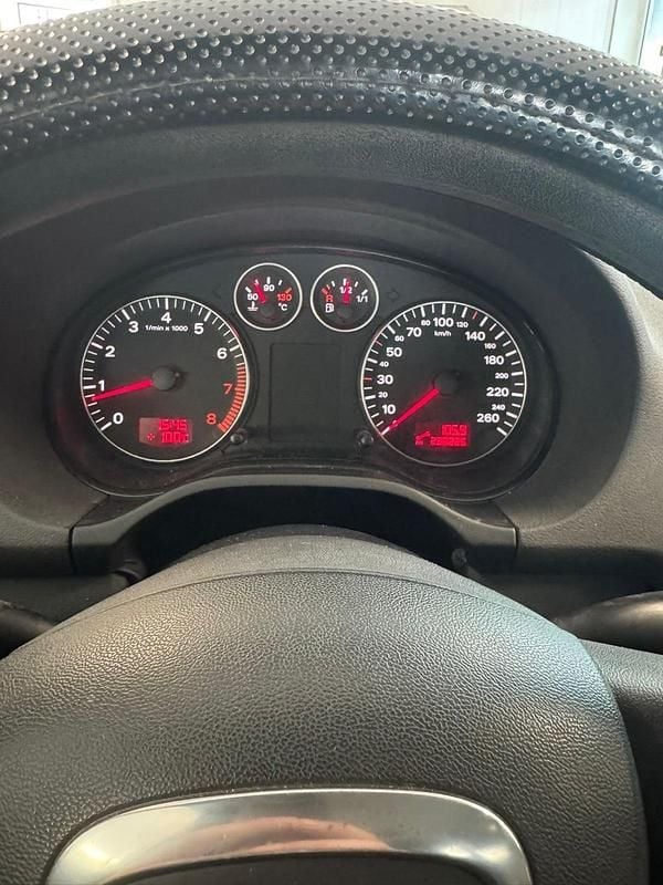 Gebraucht Audi A3 116 PS (85 kW) 2007 Grau Kleinwagen