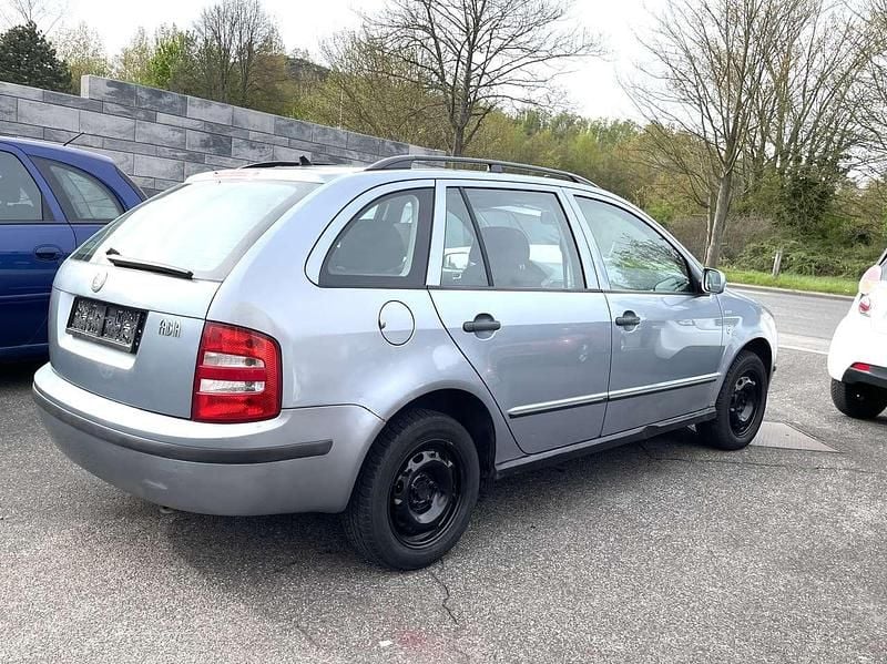 Second-hand Skoda Fabia 64 CP (47 kW) 2004 Gri Hatchback