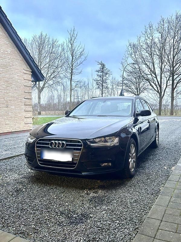 Schwarz Gebraucht 2014 Audi A4 Kombi | 7.800 € (Superpreis) - Bild 1/4