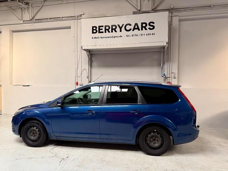 Gebraucht Ford Focus Style 125 PS (91 kW) 2009 Blau Kombi
