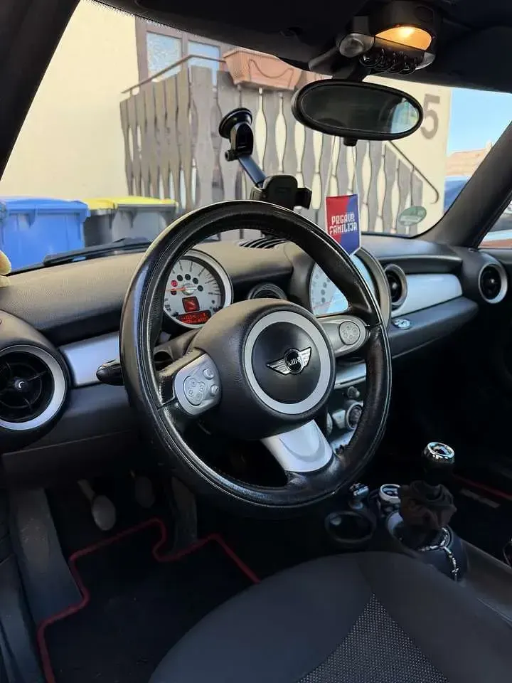 Gebraucht Mini Cooper Cabriolet 122 PS (89 kW) 2010 Rot Cabrio