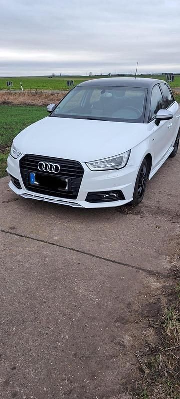 Weiß Gebraucht 2018 Audi A1 S-Line Kleinwagen | 11.400 € (Superpreis) - Bild 1/4