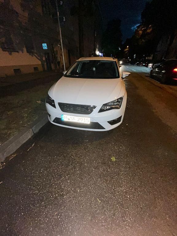Weiß Gebraucht 2016 Seat Leon ST FR Kombi | 11.000 € (Guter Preis) - Bild 1/4