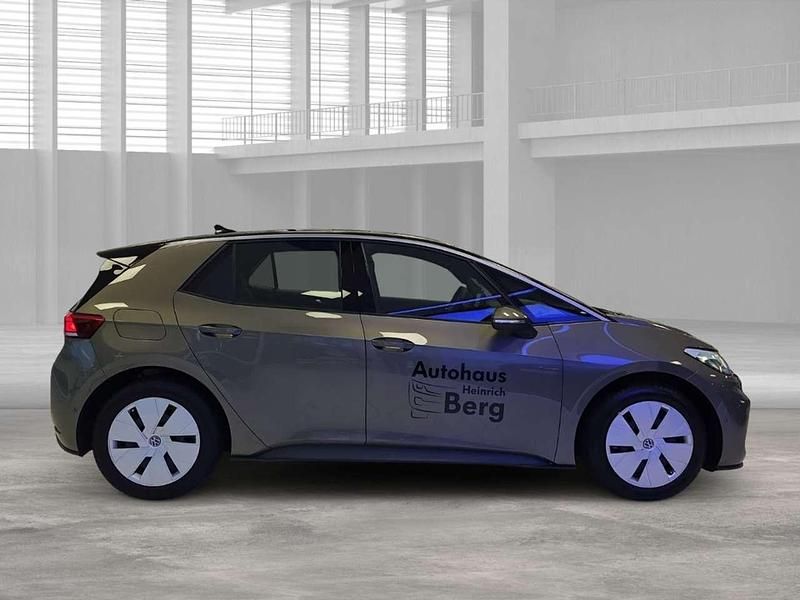 Gebraucht VW ID.3 Pro 169 kW (231 PS) 2026 Dark olivine green metallic Kleinwagen