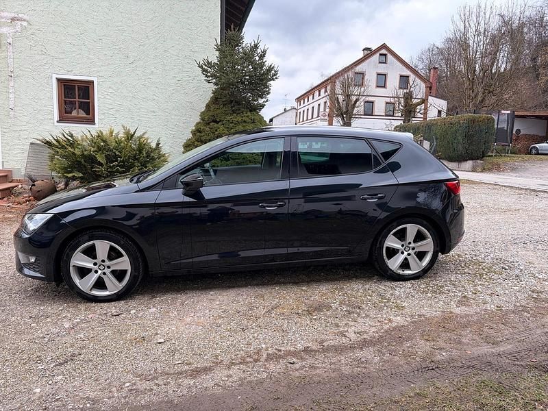 Gebraucht Seat Leon FR 140 PS (102 kW) 2013 Schwarz Limousine