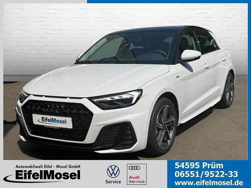Weiß Neu 2025 Audi A1 Sportback S-Line Kleinwagen | 27.440 € (Superpreis) - Bild 1/4