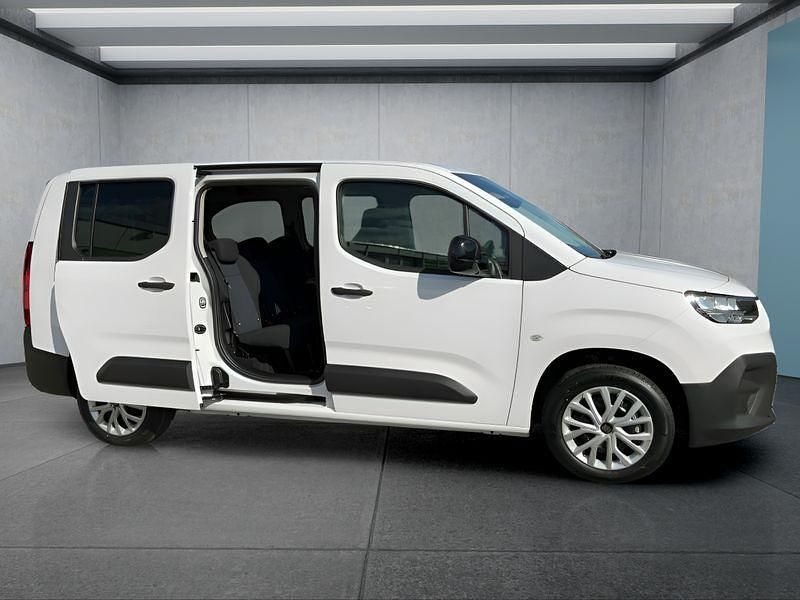 Neu Fiat Doblò 131 PS (96 kW) 2026 Weiß Van / Kleinbus