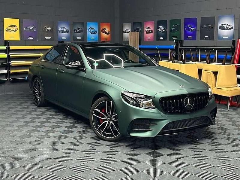 Weiß Gebraucht 2019 Mercedes E53 AMG AMG Limousine | 48.900 € (Teuer) - Bild 1/3