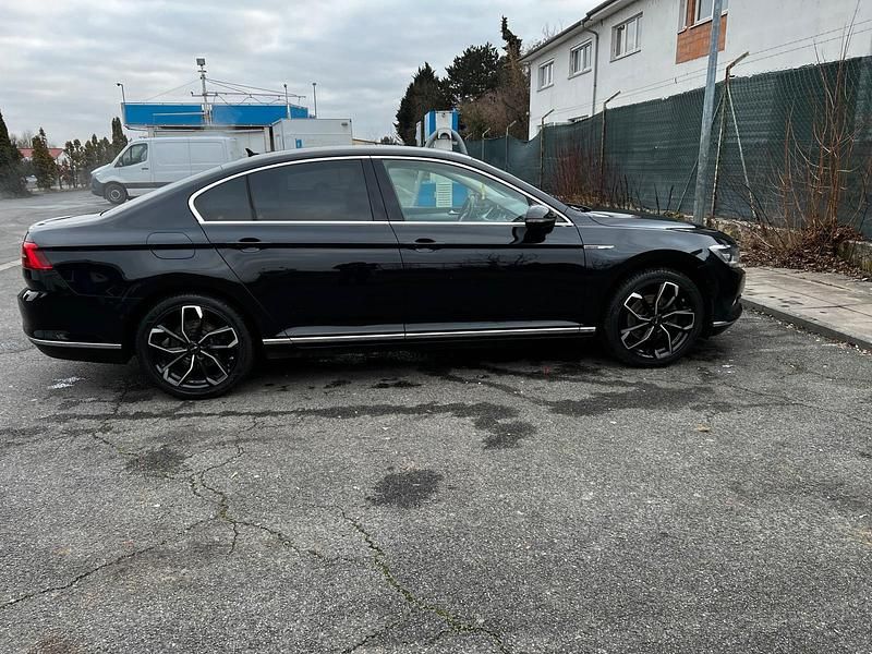 Gebraucht VW Passat 190 PS (139 kW) 2015 Schwarz Limousine