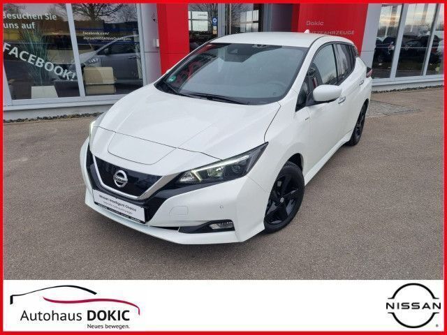 Gebraucht Nissan Leaf N-Connecta 110 kW (150 PS) 2022 Arctic solid white Kleinwagen