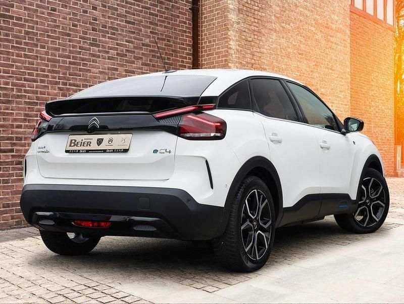 Gebraucht Citroën e-C4 Shine 100 kW (136 PS) 2021 Weiß Limousine