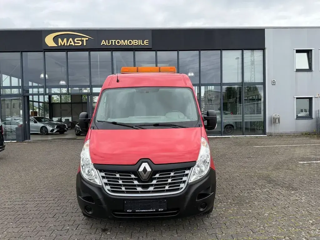 Gebraucht Renault Master 145 PS (106 kW) 2017 Hellrot Van