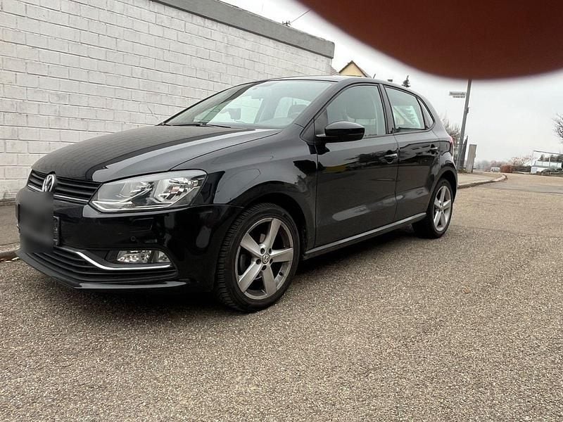 Schwarz Gebraucht 2015 VW Polo Comfortline Kleinwagen | 7.900 € (Superpreis) - Bild 1/4