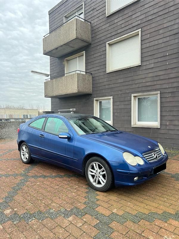 Blau Gebraucht 2003 Mercedes CL180 Coupé | 2.200 € (Guter Preis) - Bild 1/4