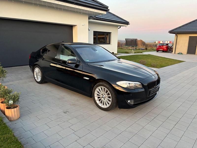 Second-hand BMW 528 258 CP (189 kW) 2010 Negru Berlinǎ