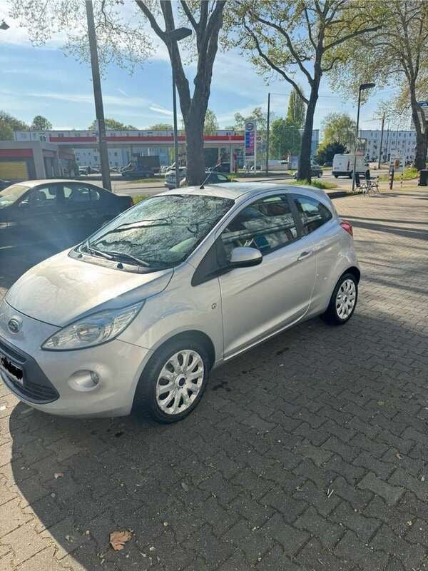 Silber Gebraucht 2009 Ford Ka Trend Kleinwagen | 2.499 € (Guter Preis) - Bild 1/4