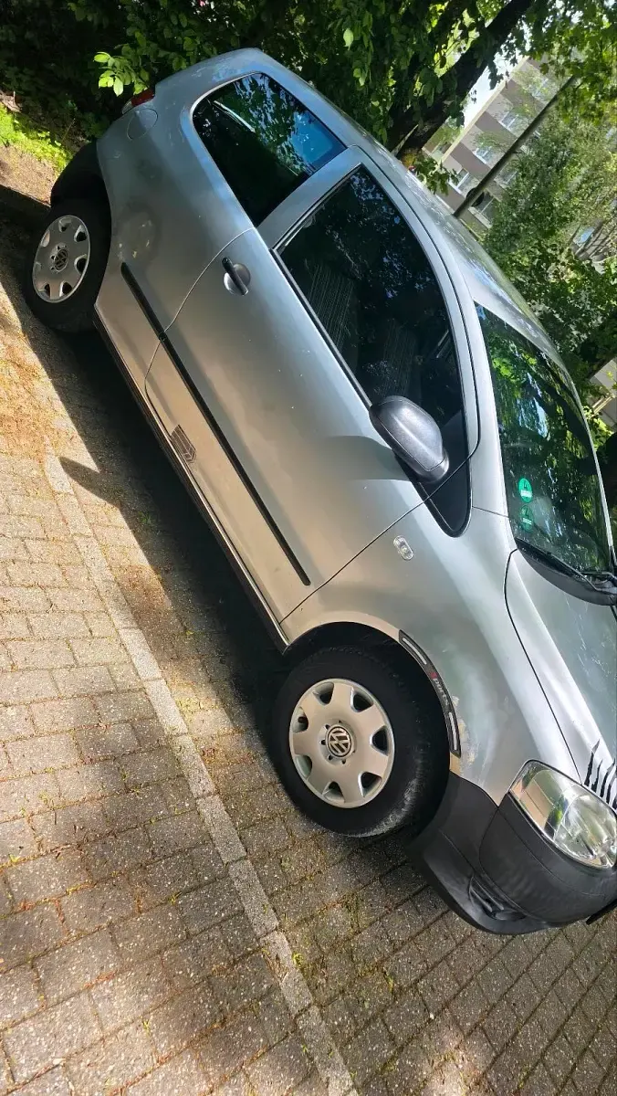 Occasion VW Fox 54 ch (39 kW) 2006 Gris Citadine