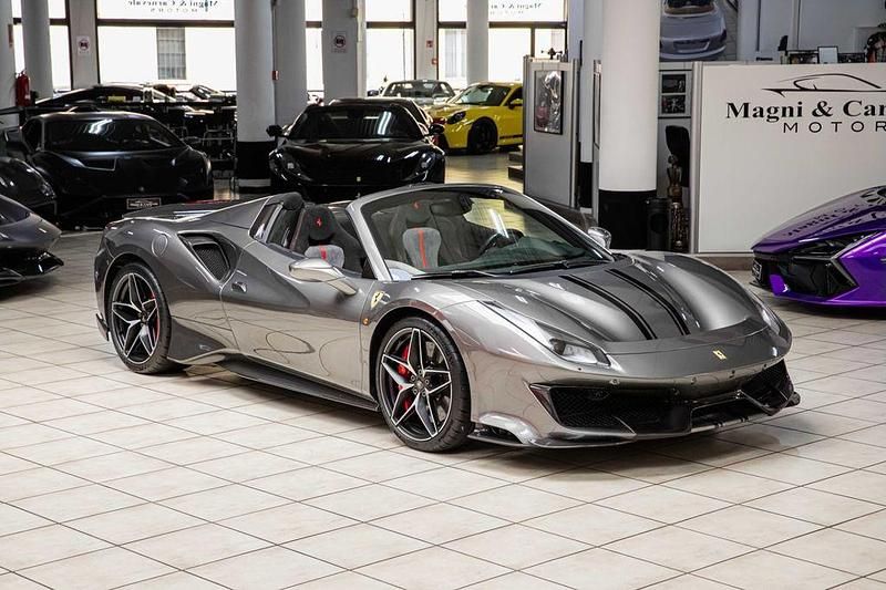 Gebraucht Ferrari 488 721 PS (530 kW) 2020 Grau Cabrio