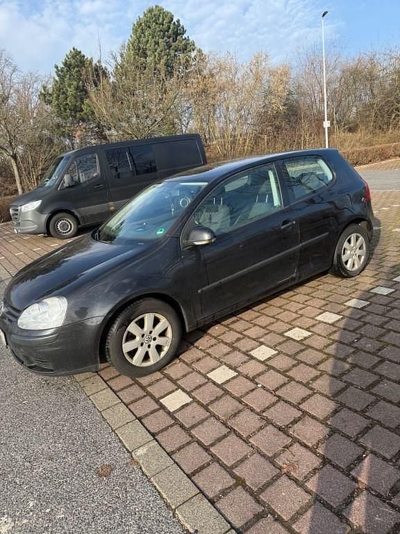 Gebraucht VW Golf IV Basis 75 PS (55 kW) 2004 Schwarz Limousine