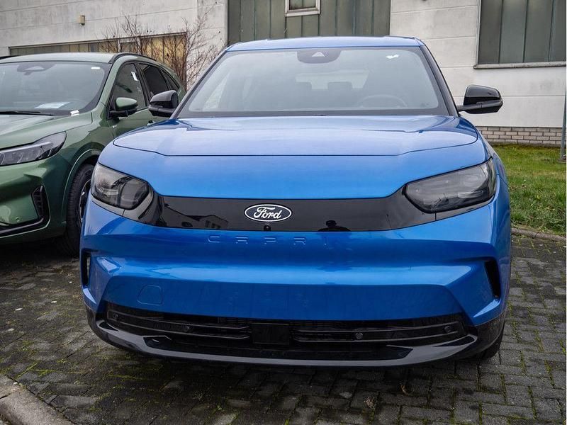 Neu Ford Capri Premium 210 kW (286 PS) 2025 Blau SUV