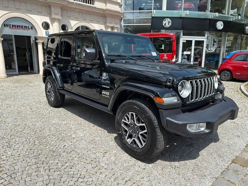 Neu Jeep Wrangler Sahara 272 PS (200 kW) 2025 Schwarz SUV