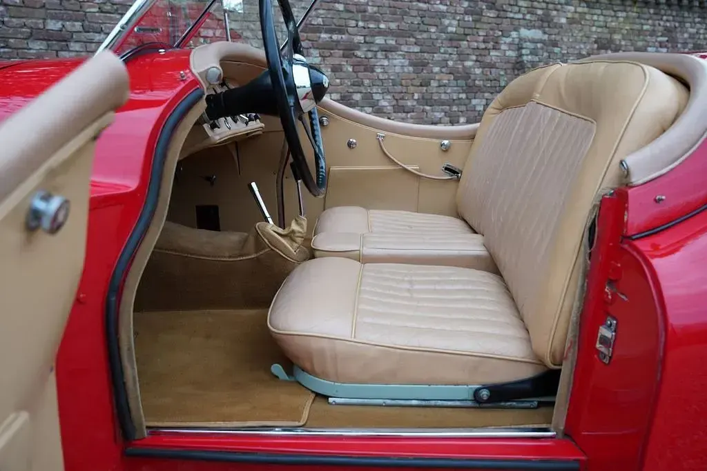 Begagnad Jaguar XK R 1954 Röd Cab