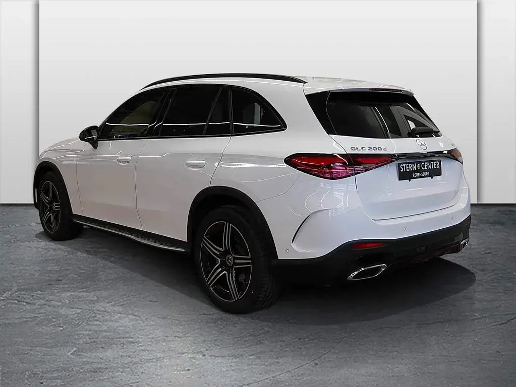Gebraucht Mercedes GLC200 AMG 163 PS (119 kW) 2026 Weiß SUV