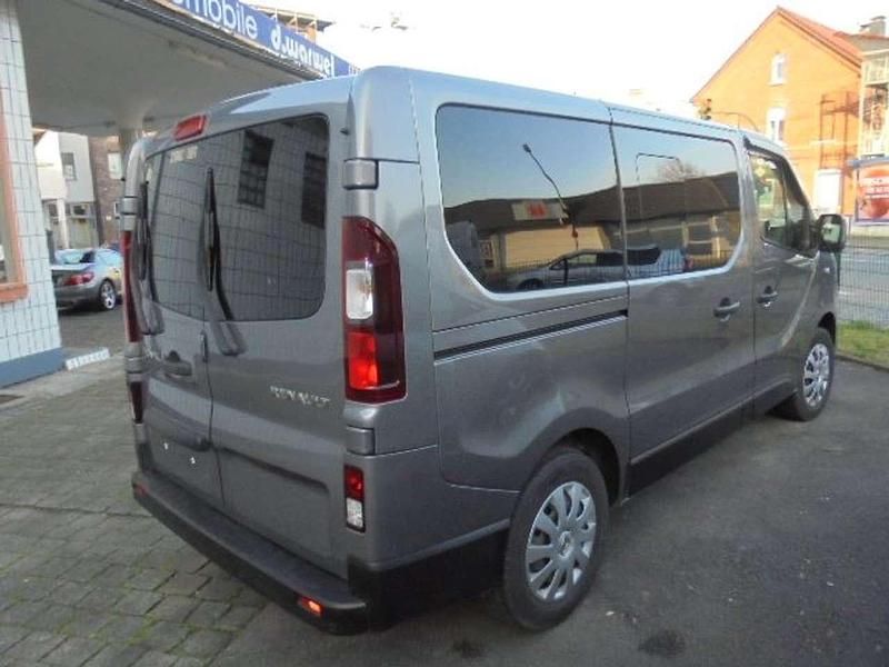 Gebraucht Renault Trafic Expression 121 PS (88 kW) 2019 Grau cassiopee Van / Kleinbus