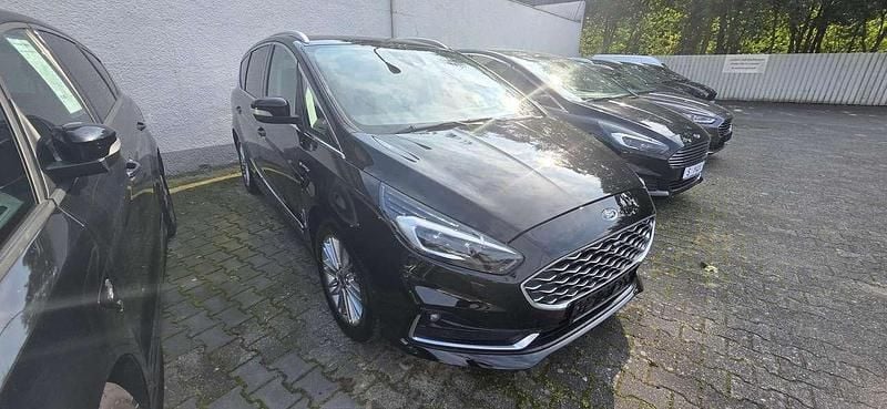 Gebraucht Ford S-MAX Vignale 190 PS (139 kW) 2022 Schwarz Van / Kleinbus