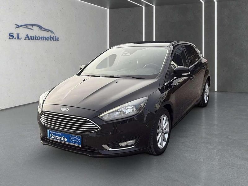 Schwarz Gebraucht 2017 Ford Focus Titanium Kleinwagen | 8.390 € (Fairer Preis) - Bild 1/4