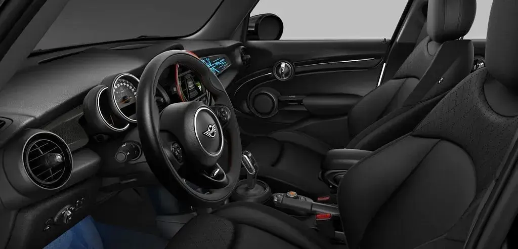 Używany Mini Cooper 136 KM (100 kW) 2019 Czarny Hatchback