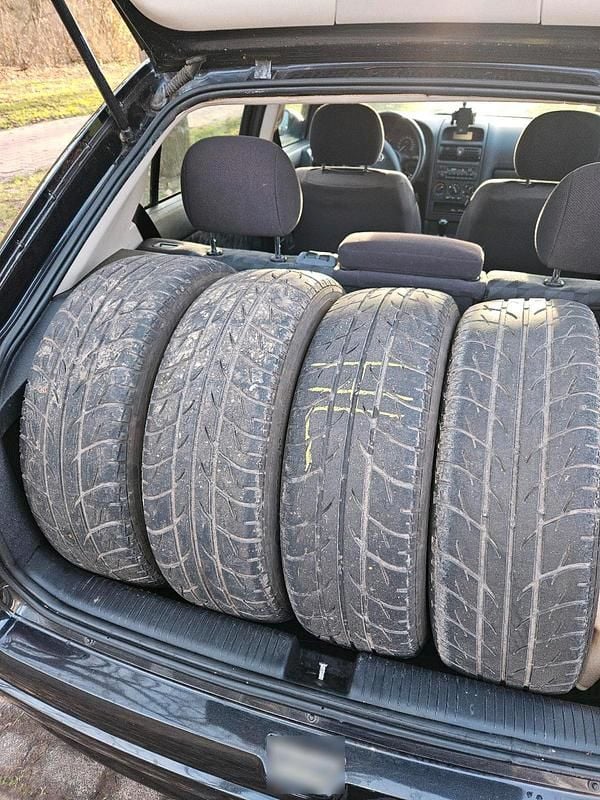 Gebraucht Opel Astra 75 PS (55 kW) 1999 Schwarz Limousine