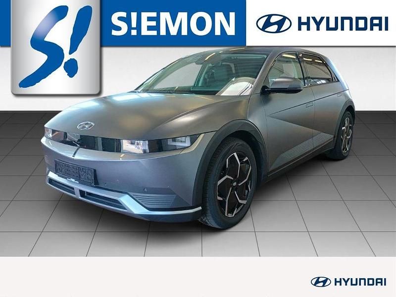 Grau Gebraucht 2024 Hyundai Ioniq 5 SUV | 33.930 € (Superpreis) - Bild 1/4