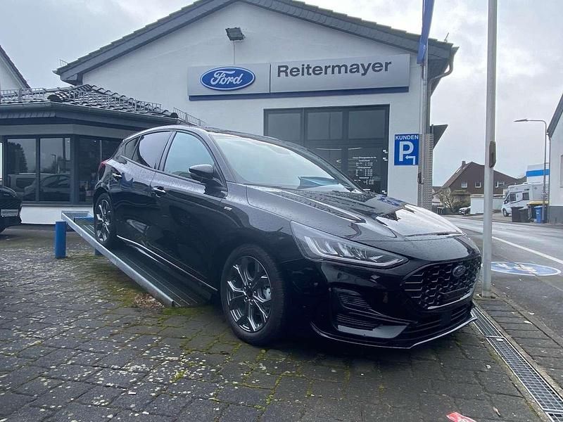 Neu Ford Focus ST-Line X 125 PS (91 kW) 2025 Obsidianschwarz metallic Limousine