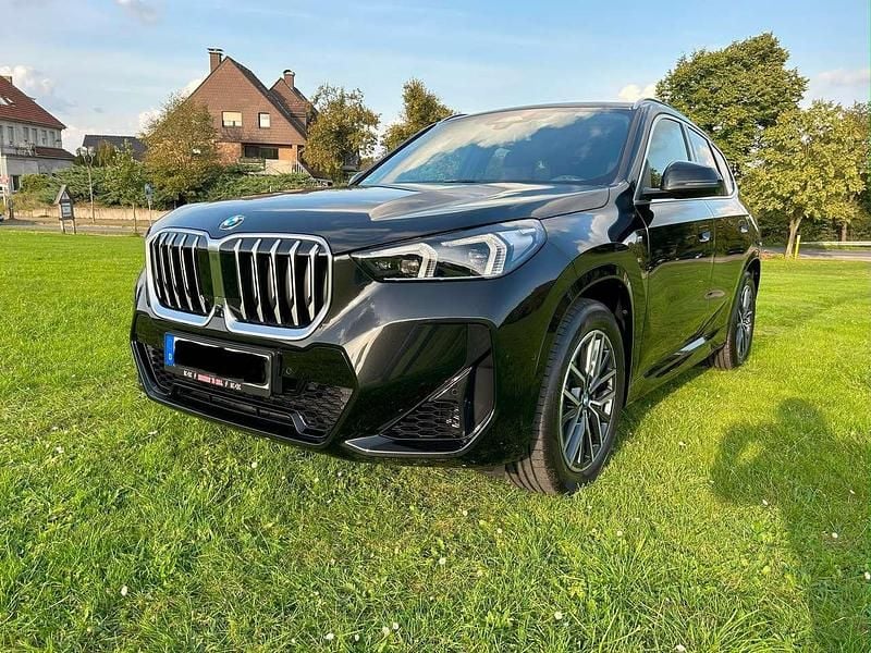 Schwarz Gebraucht 2023 BMW X1 M Sport SUV | 43.500 € (Guter Preis) - Bild 1/4