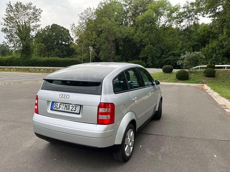 Gebraucht Audi A2 75 PS (55 kW) 2003 Silber Kleinwagen