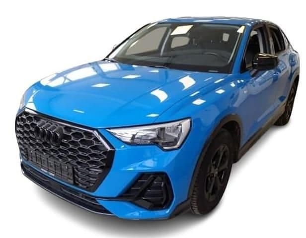 Gebraucht Audi Q3 Sportback Ambiente 150 PS (110 kW) 2023 Turboblau SUV